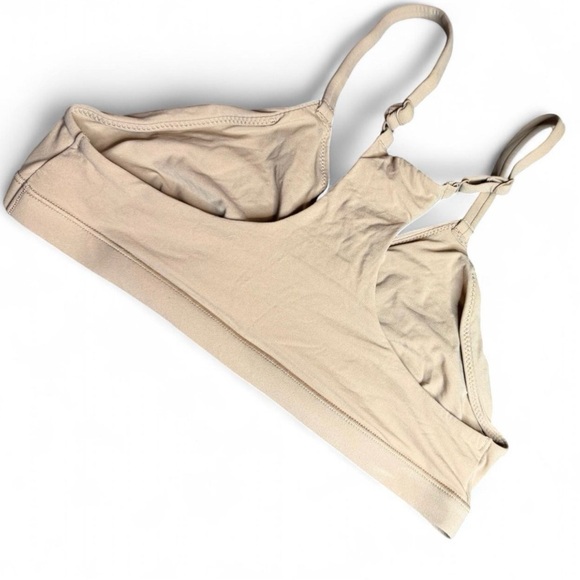 SKIMS FITS EVERYBODY RACERBACK PLUNGE BRALETTE - Picture 2 of 3